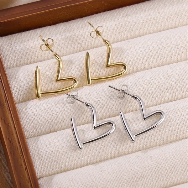 1 Pair Casual Simple Style Classic Style Heart Shape Plating Stainless Steel 18k Gold Plated Ear Studs