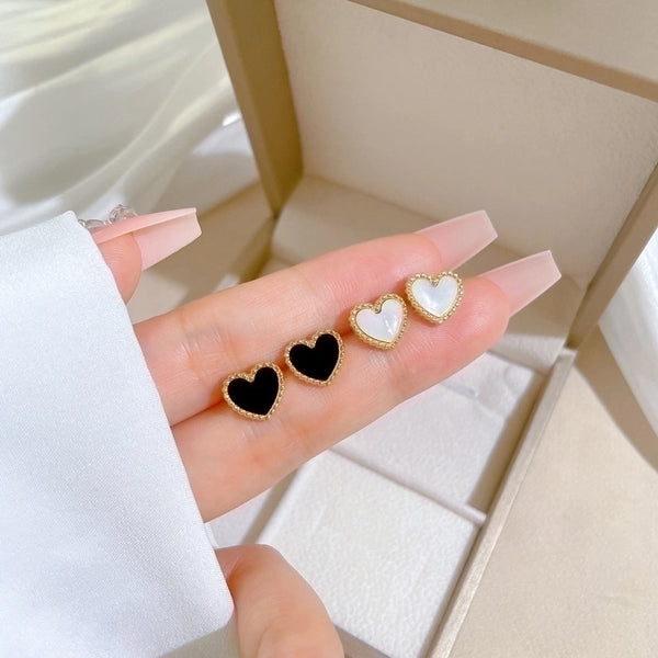 1 Pair Modern Style Minimalist Heart Shape Titanium Steel Ear Studs