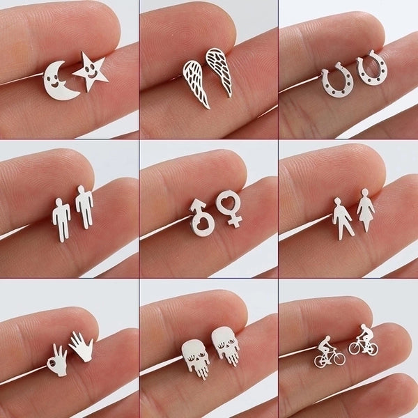 1 Pair Fashion Star Moon Wings Titanium Steel Asymmetrical Plating Hollow Out Ear Studs