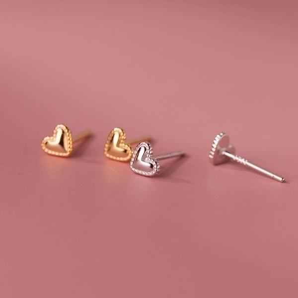 1 Pair Sterling Silver Heart Shape Ear Studs