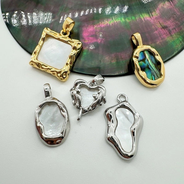 1 Piece 11mm Hollow Ball Copper Shell Irregular Square Oval Pendant