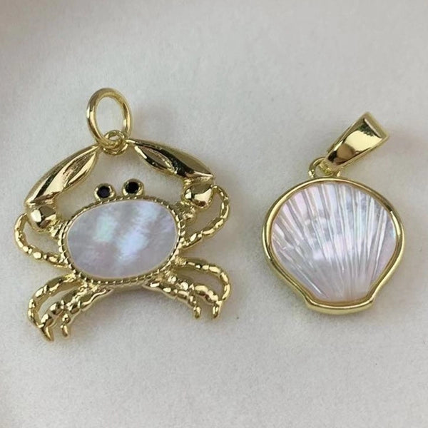 1 Piece 13 * 15mm 20.4*20.2mm Copper White Shell 18K Gold Plated Scallop Crab Pendant