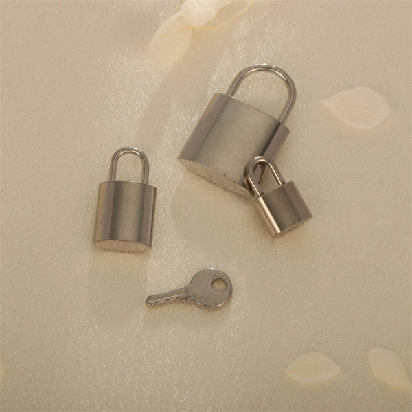 1 Piece 15*24mm 7 * 15mm 8 * 14mm 304 Stainless Steel 18K Gold Plated Key Lock Pendant