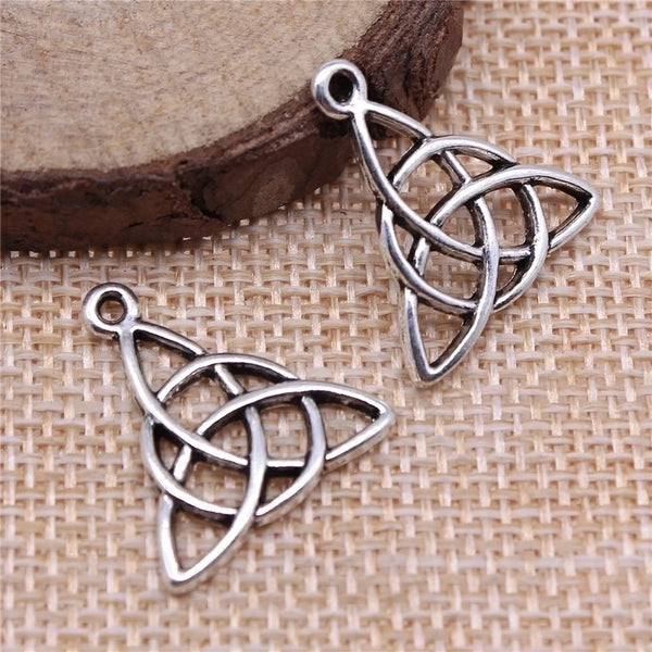 1 Piece 20 * 21mm Alloy Triangle Polished Pendant