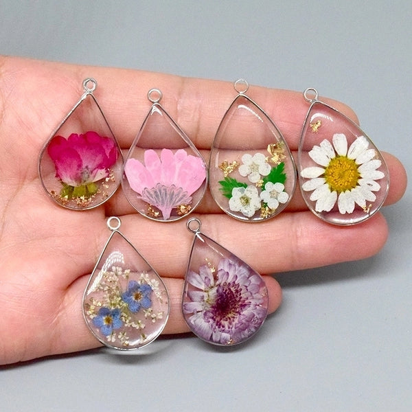 10 Pairs Plastic Resin Flower Pendant