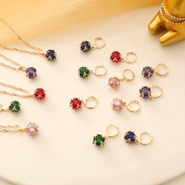 Korean Pearl Crystal Necklaces