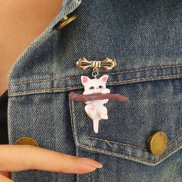 Cartoon Style Branches Cat Resin Women's Brooches 1 Piece