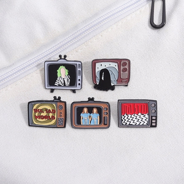 Cartoon Style Cute Cowboy Style Television Alloy Stamping Stoving Varnish Plating Unisex Brooches