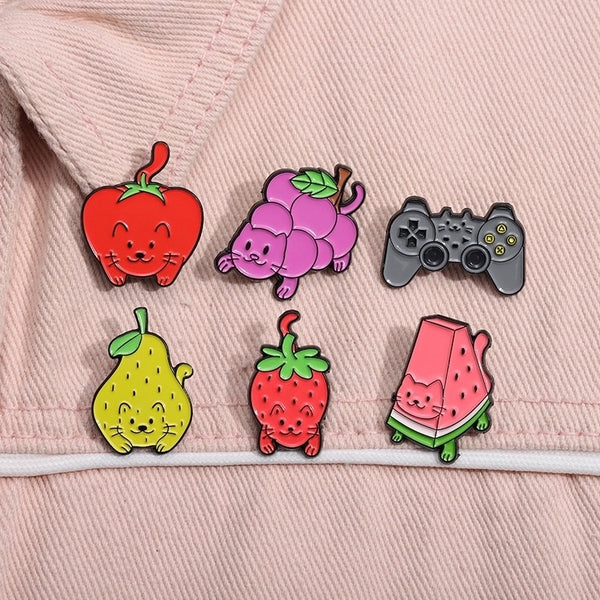 Cartoon Style Cute Sweet Pin Fruit Strawberry Watermelon Zinc Alloy Plating Unisex Brooches