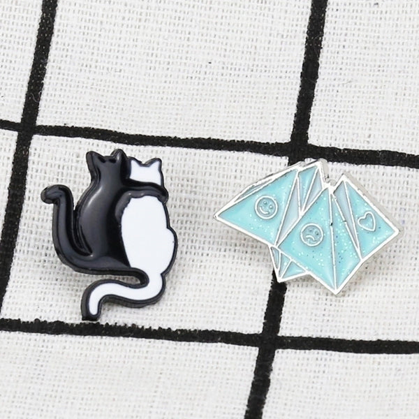 Cartoon Style Pin Alloy Plating No Inlaid Unisex Brooches