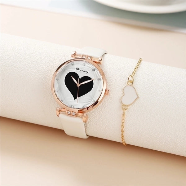 Casual Round Buckle Quartz Women's Watches