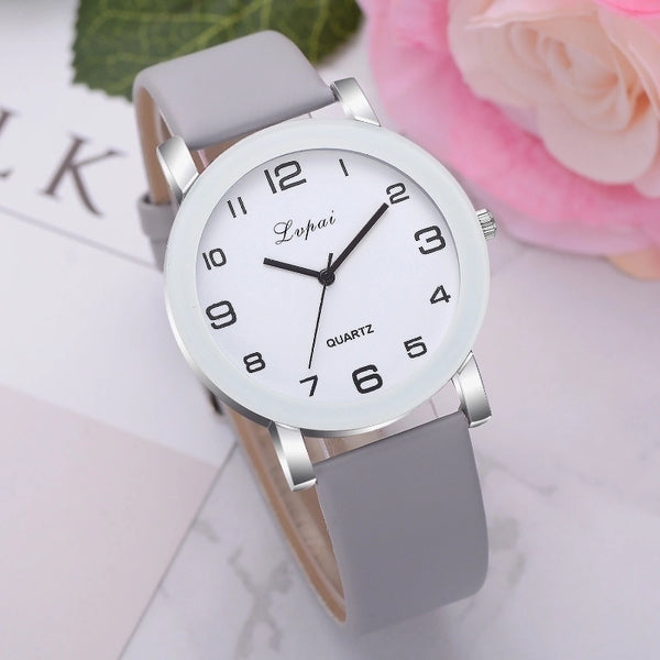 Casual Round Quartz Women's Watches