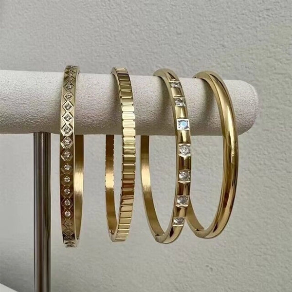 Casual Simple Style Round Square Stripe Stainless Steel Plating Inlay Zircon 18k Gold Plated Bangle