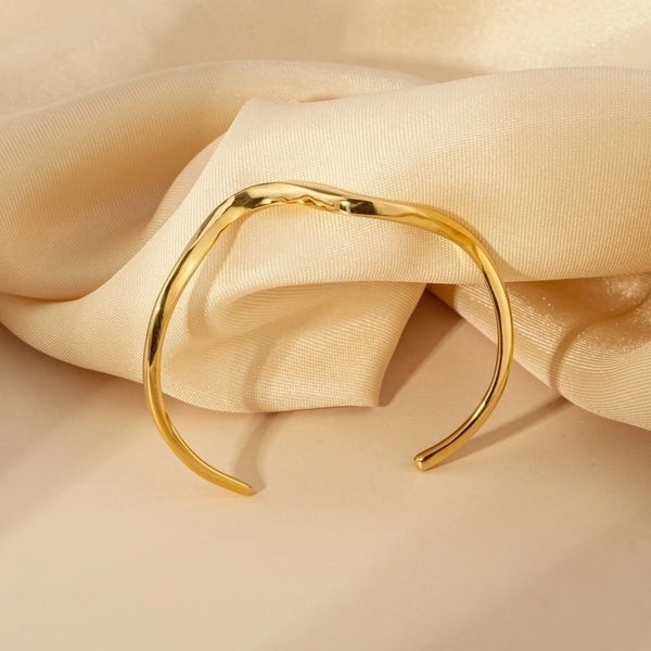 Casual Minimalist Solid Color Stainless Steel Gold Plated Bangle In Bulk