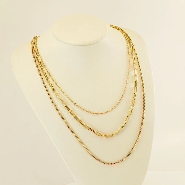 Casual Simple Style Solid Color Stainless Steel Layered Plating 18k Gold Plated Layered Necklaces