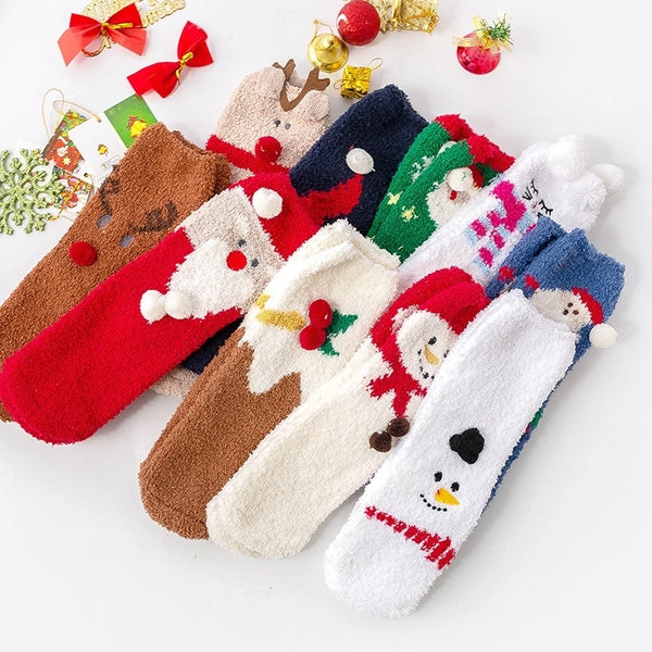 Christmas Christmas Women's Cartoon Polyester Coral Fleece Crew Socks A Pair