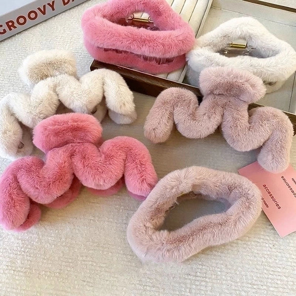 Cute Solid Color Plush Hair Claws