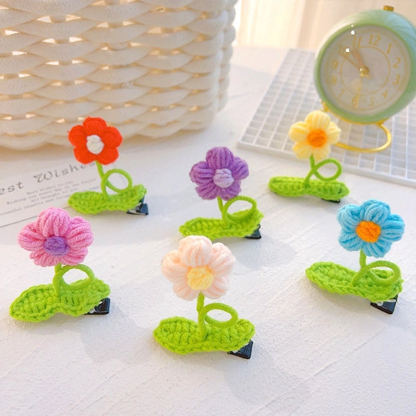 Cute Sweet Flower Hairpin Knitted Wool Top Clip Hair Accessories Girl's Bangs Clip Headwear Duckbill Clip Creative Clip