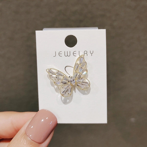 Elegant Lady Butterfly Alloy Glass Women's Brooches 1 Piece