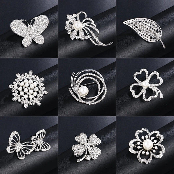 Elegant Pin Leaf Flower Butterfly Alloy Plating Inlay Rhinestones Pearl Women'S Brooches