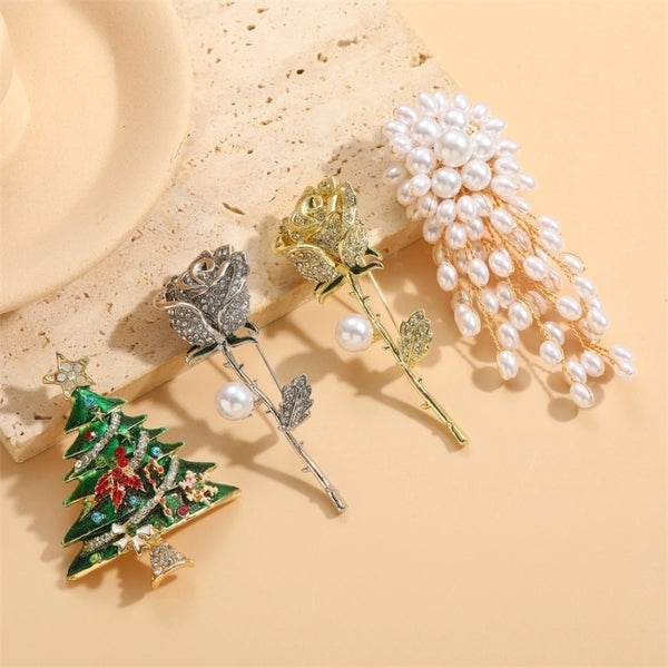 Elegant Retro Christmas Tree Rose Flower Alloy Plating Inlay Rhinestones Women's Brooches