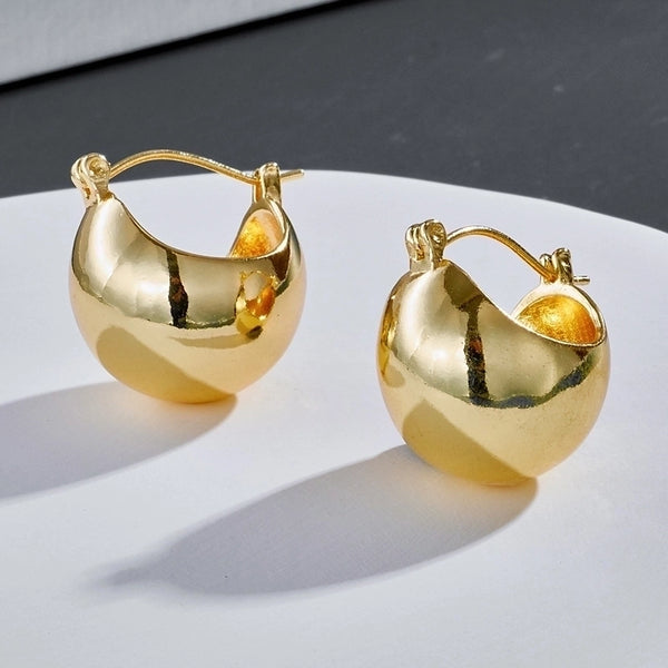 Fashion Copper Plated Real Gold Three-dimensional Semicircular Short Earrings