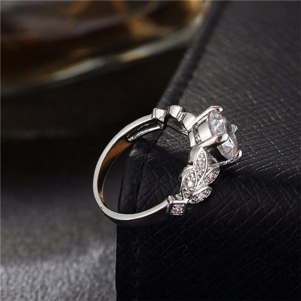 Fashion Leaf Copper Inlaid Zircon Rings