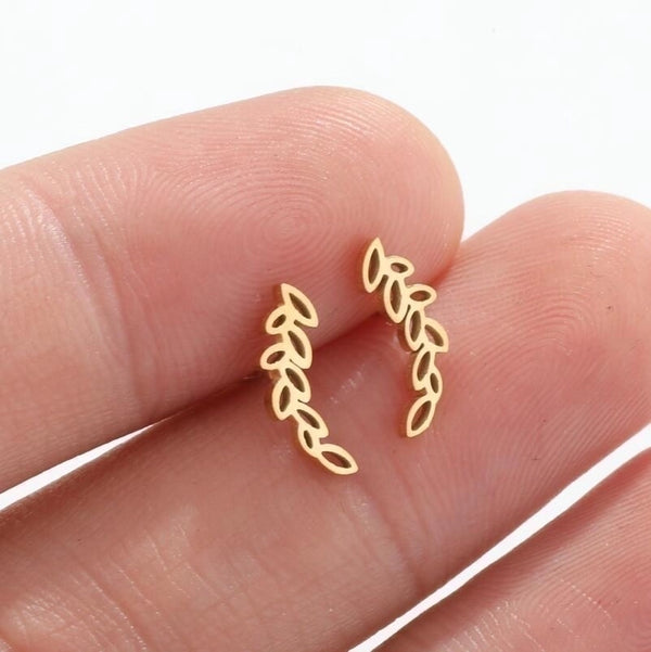 Fashion Leaves Stainless Steel Plating Hollow Out Ear Studs 1 Pair