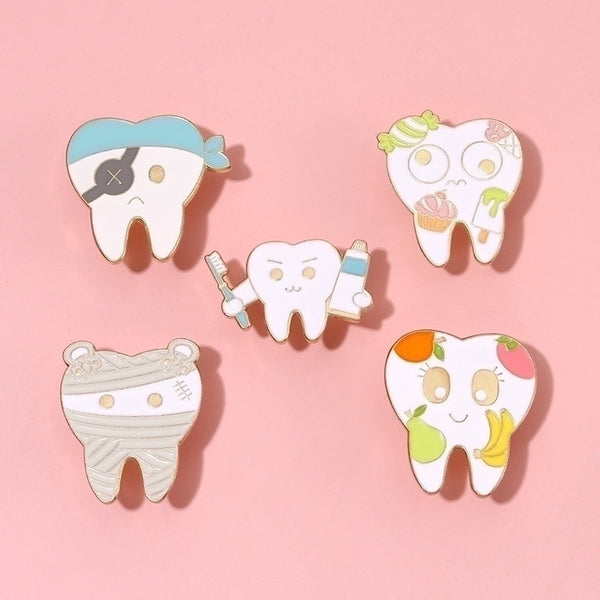 Fashion Pin Cartoon Alloy Plating Unisex Brooches