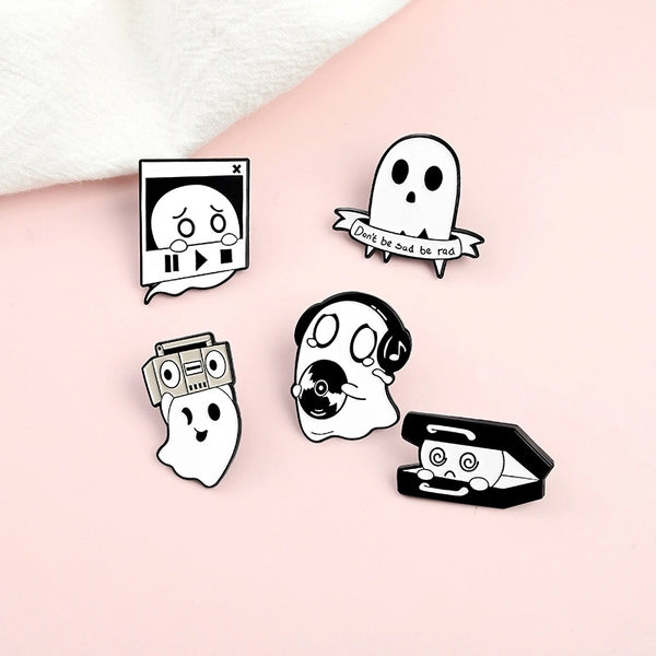 Fashion Pin Cartoon Character Ghost Alloy Stoving Varnish Unisex Brooches