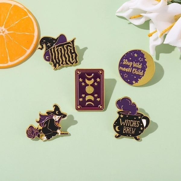 Fashion Pin Cartoon Character Letter Alloy Stoving Varnish Unisex Brooches