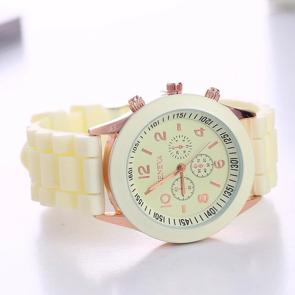 Fashion Round Buckle Quartz Women's Watches