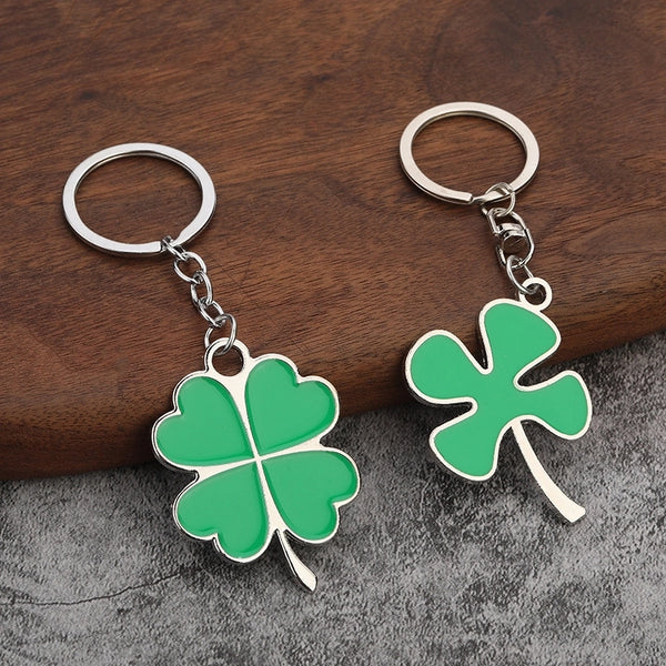 Lucky Four-leaf Clover Keychain Large Green Leaf Creative Gift Pendant Key Ring Car Key Chain