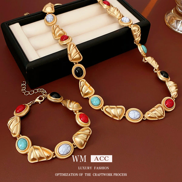 Women Luxurious Round Triangle Alloy Electroplating Jewelry Sets