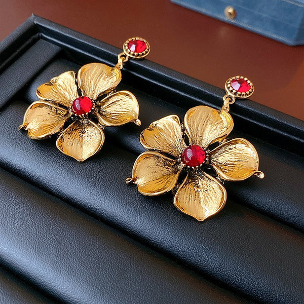 Mid-century Modern Flower Flower Alloy Electroplating Earrings