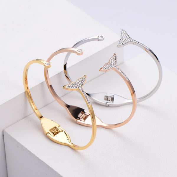 Women Minimalist Metal Diamond Rhombus Diamond Bangles