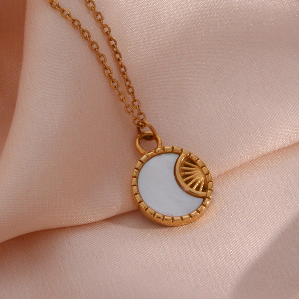 Fashion Round Geometric Stainless Steel 18K Gold Plated Necklaces