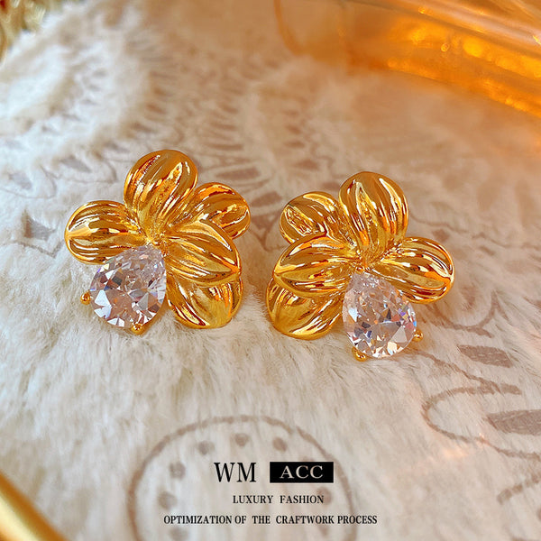 Luxurious Flower Flower Copper Electroplating Earrings