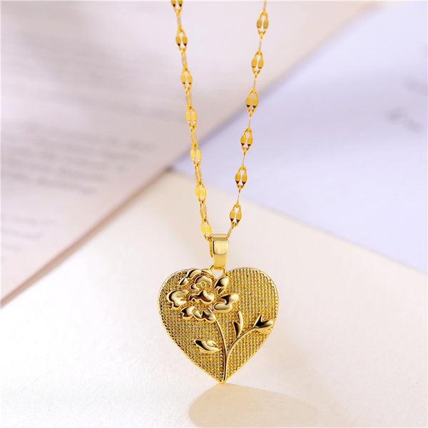 Korean Women Geometric Metal Heart Titanium Steel Diamond Inlay Necklaces