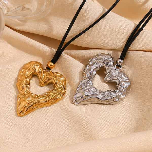 Fashion Heart Stainless Steel Electroplating Necklaces