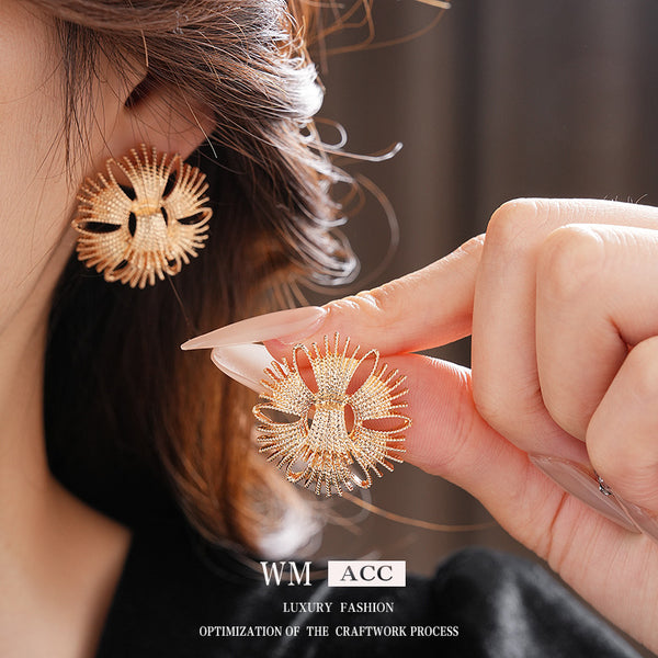 Medieval Flower Flower Alloy Electroplating Earrings