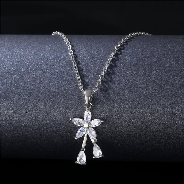 Natural Flower Geometric Titanium Steel Diamond Inlay Necklaces