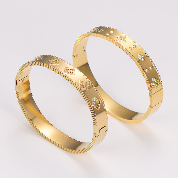 Expressive Round Stainless Steel Electroplating Bangles