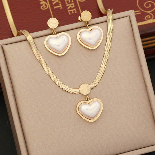 Fashion Heart Stainless Steel Electroplating Necklaces