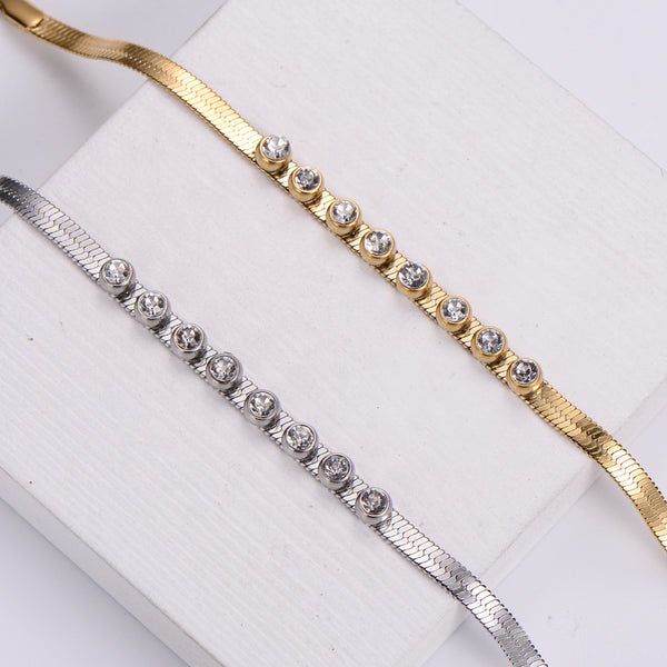 Women Minimalist Geometric Metal Diamond Geometric Titanium Steel Diamond Inlay Bracelets