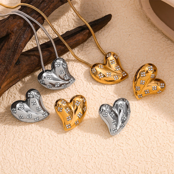 Fashion Heart Stainless Steel Electroplating Necklaces