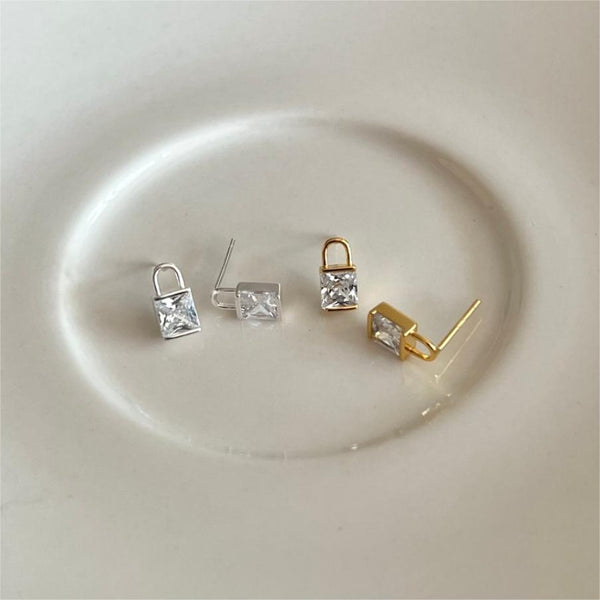 925 Sterling Silver Korean Chamfered Cube Text Letter Number Silver Electroplating Stud Earrings