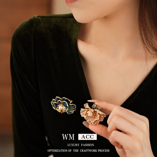 Women Medieval Flower Flower Alloy Oil Dripping Brooches