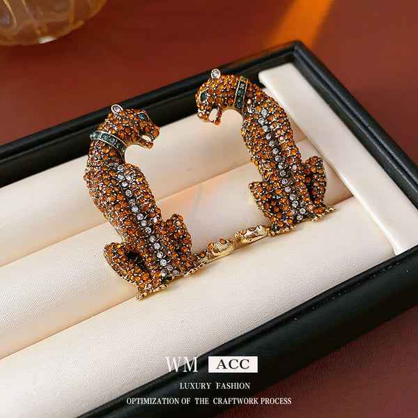 Luxurious Cheetah Chinese Zodiac Animal Alloy Diamond Inlay Earrings