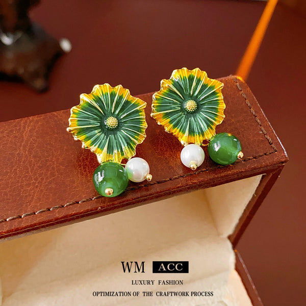 Modern Chinese Flower Flower Artificial Pearl Electroplating Earrings